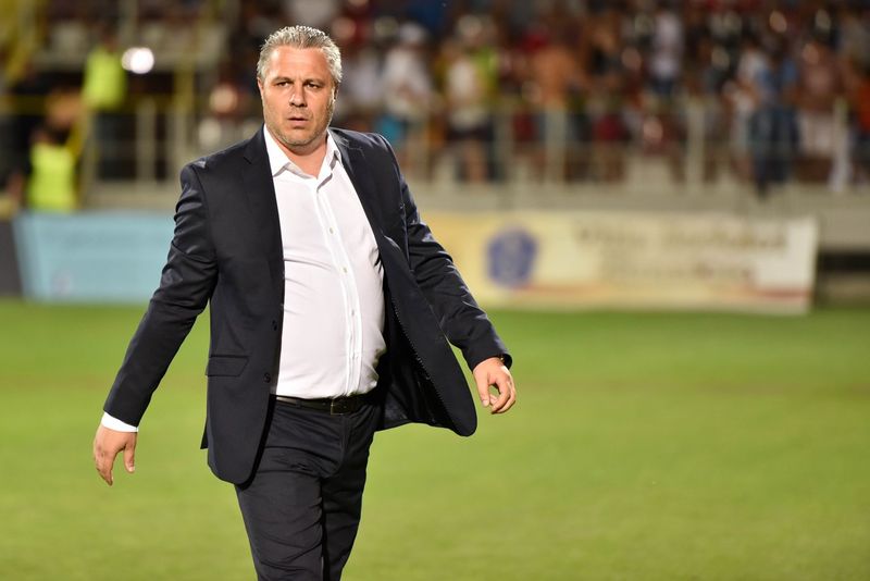 Marius Șumudică a antrenat patru echipe de club din prima ligă a Turciei Marius Șumudică este pe locul trei în topul antrenorilor români cu cele mai multe meciuri în campionatul Turciei