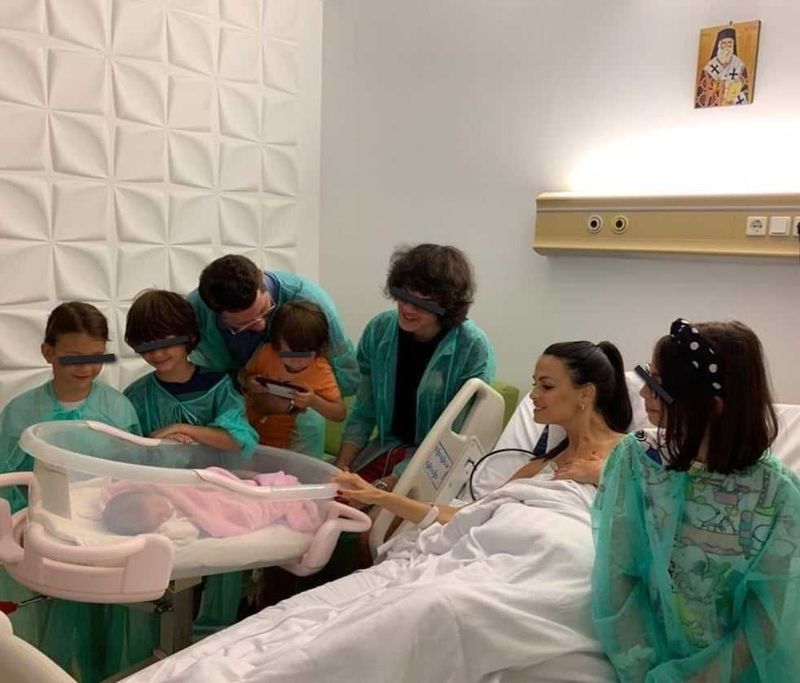 anca serea copii, anca are șase copii 