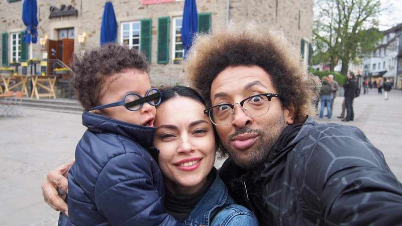 kamara si oana, kamara si fosta sotie, kamara copil 