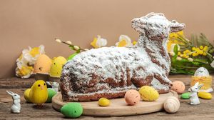 Cozonac în formă de miel, pe masa de Paște