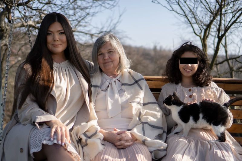 Paula Seling familie