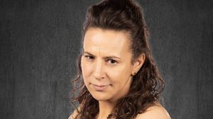 Alina Petrea concurentă „Insula de 1 milion”