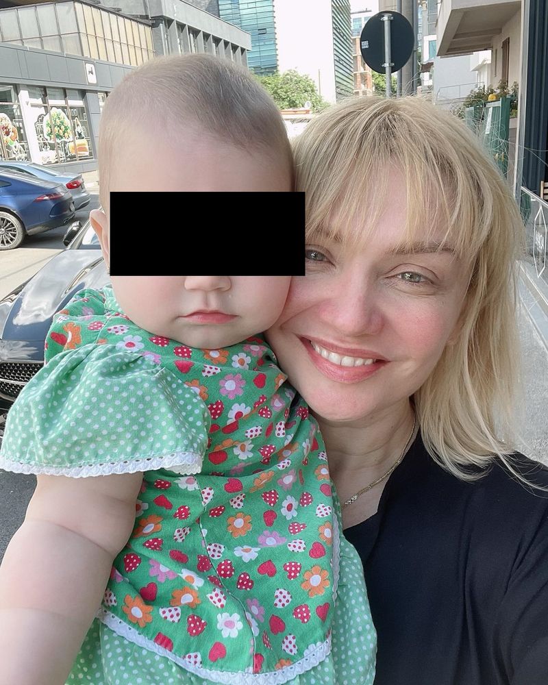 Cristina Cioran și fiica ei Cristina Cioran și fiica ei