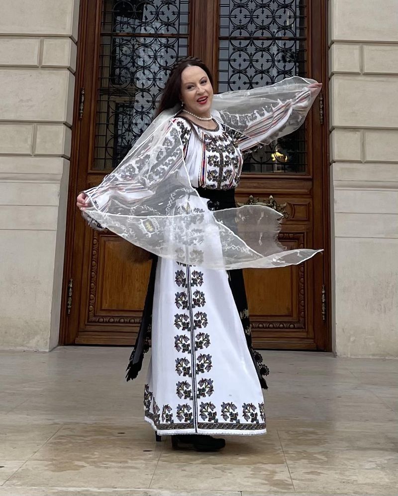 maria dragomiroiu, maria dragomiroiu carieră, maria dragomiroiu clip