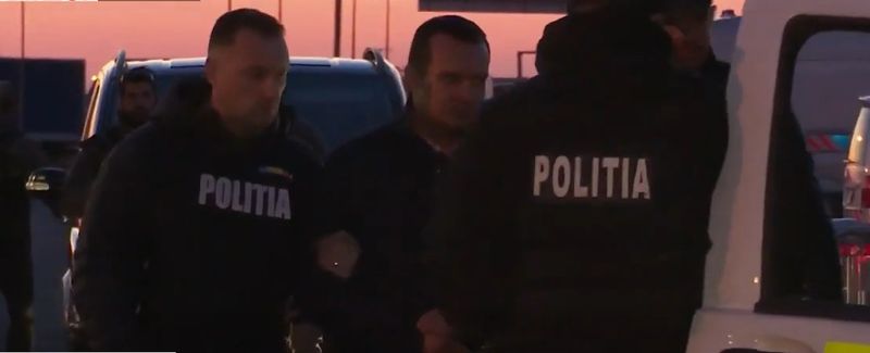 Cătălin Cherecheș escortat de Poliție, în Vama Nădlac Cătălin Cherecheș în Vama Nădlac