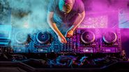 DJ la concert