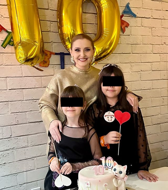 Alina Sorescu, alături de fiicele sale