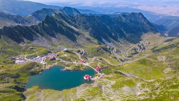 transfăgărășan, cele mai uimitoare locuri din rom&acirc;nia 
