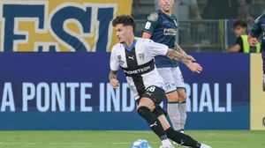 Dennis Man, fotbalist la Parma