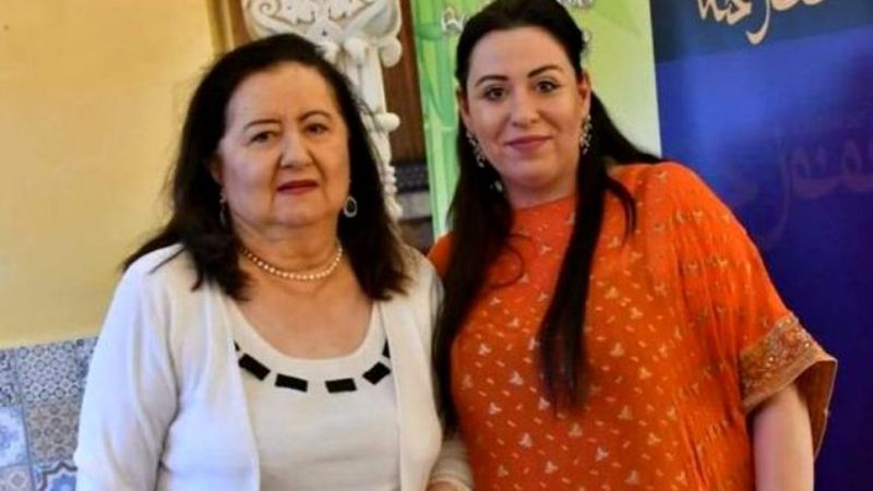 Oana Roman și mama sa, Mioara Roman