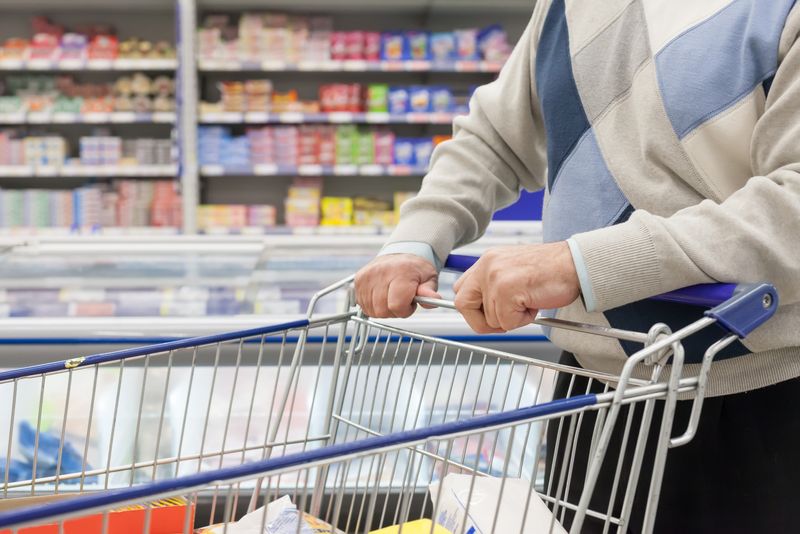 Pensionar la cumpărături