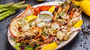 Platou cu fructe de mare