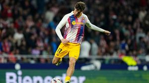 Marcos Alonso, fotbalist legitimat la Barcelona