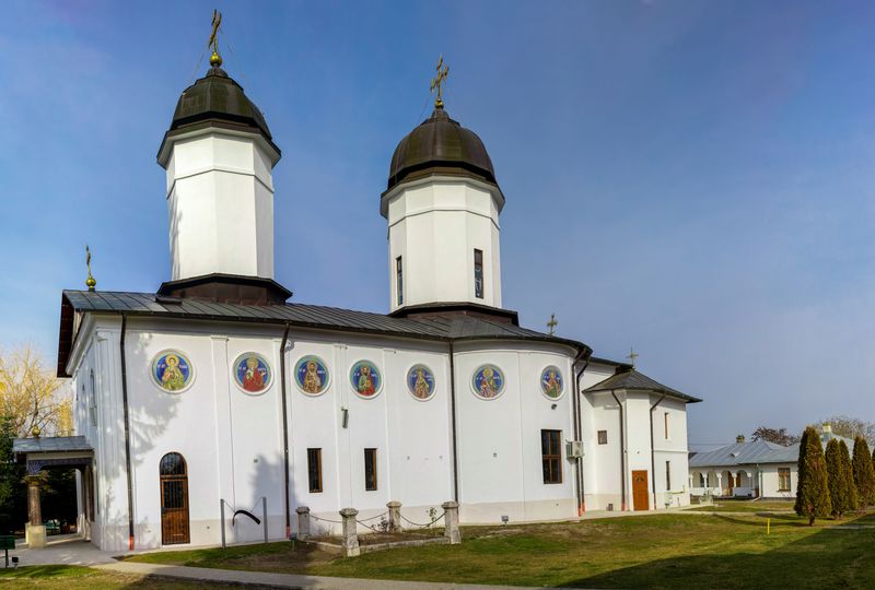 Mănăstirea Țigănești