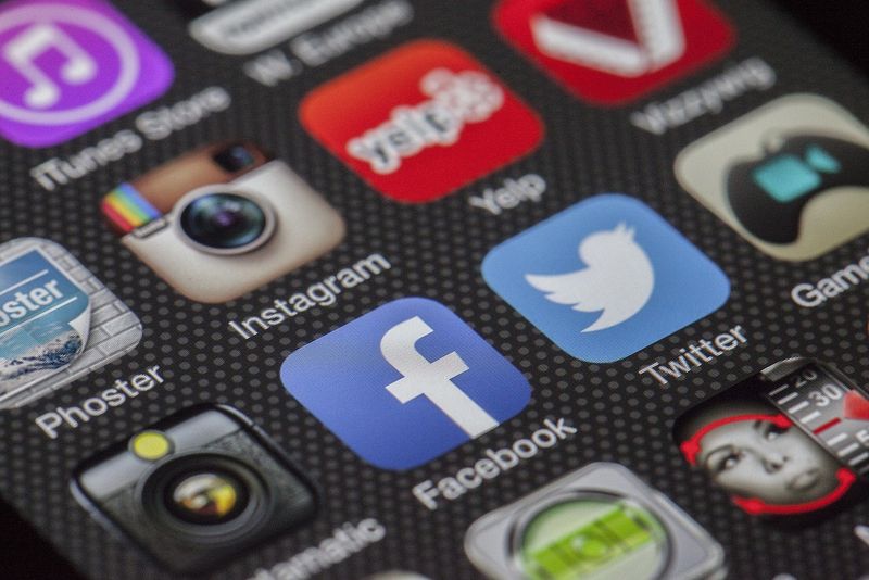 Instagram, schimbări majorare, utilizatori minori