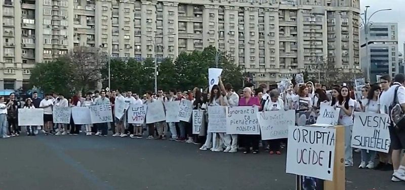 protest 2 mai