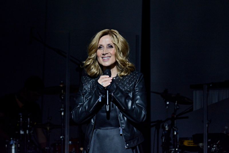 Lara Fabian pe scenă Lara Fabian pe scenă