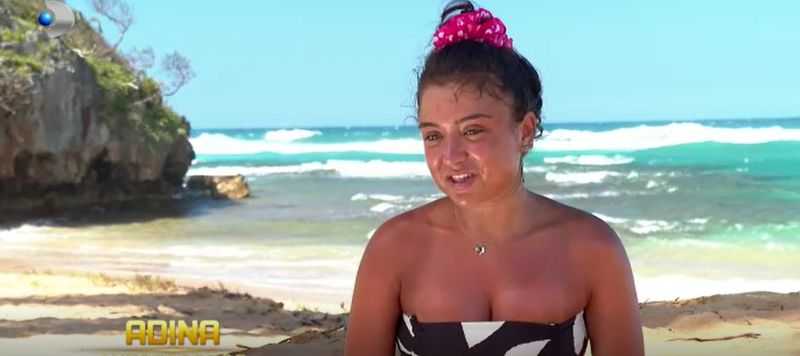 adina insula de 1 milion