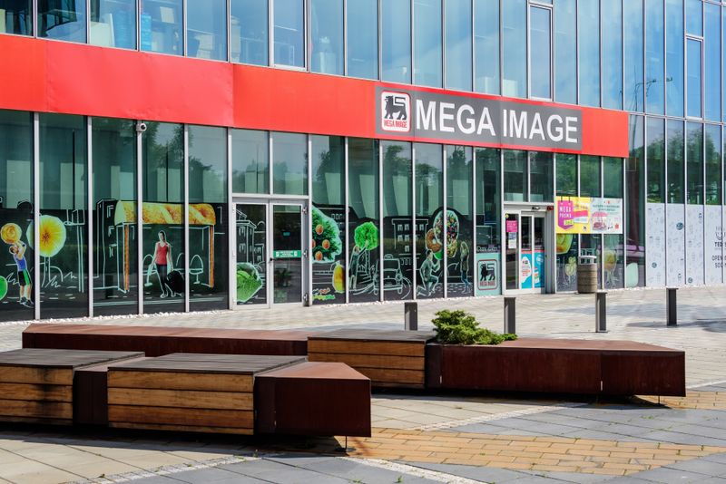 Mega Image