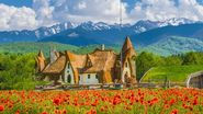 Castelul de Lut din Valea Zânelor