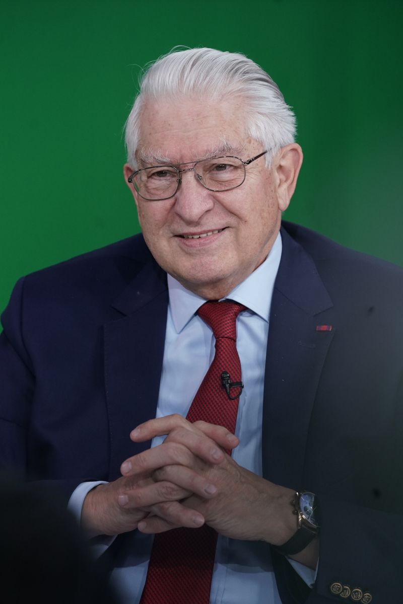 Medicul Neurochirurg Alexandru Ciurea