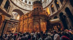 Sfânta Lumină de la Ierusalim. Cum se aprinde de fapt. Povestea este fascinantă