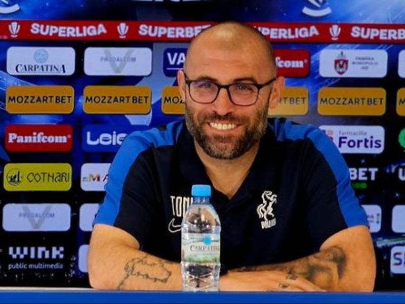 Tony da Silva și-a criticat jucătorii după înfrângerea suferită. tony da silva poli iasi