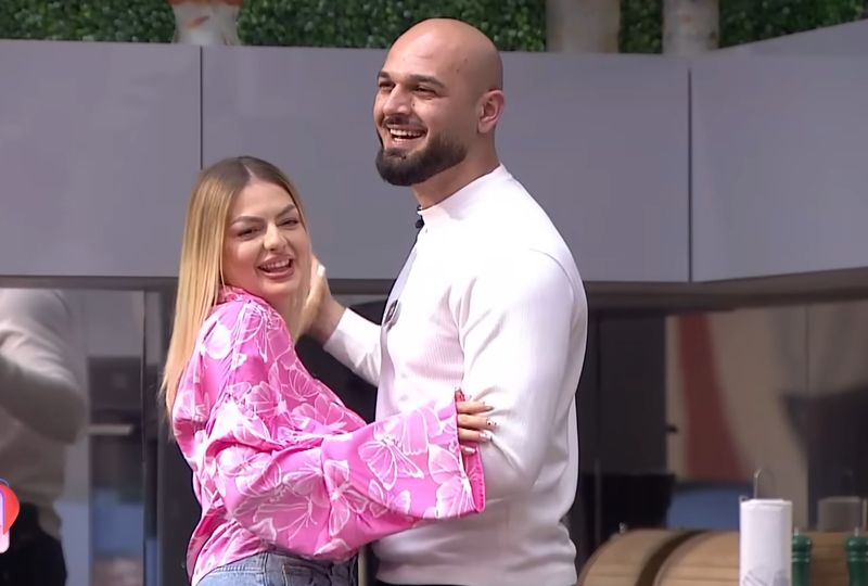 Robi și Julia