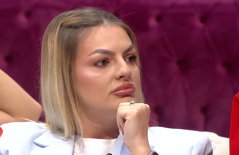 Julia, concurentă &bdquo;Casa Iubirii&rdquo;