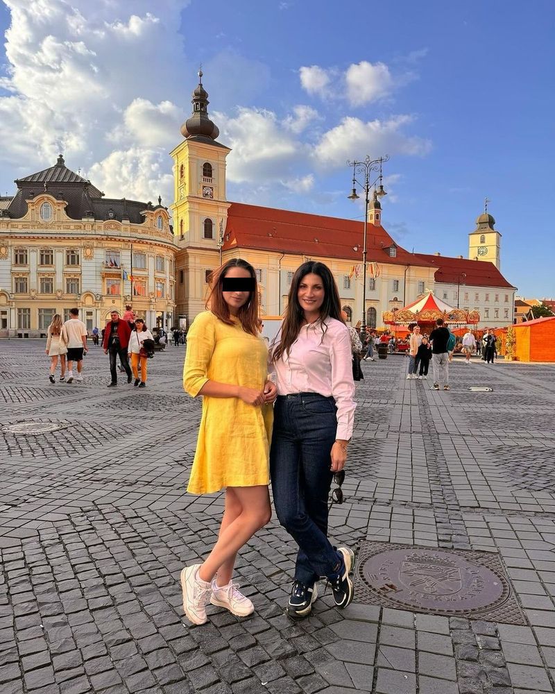 ioana ginghina si sora ei