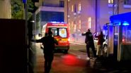 Ambulanța intră pe porțile spitalului unde va a fost internat Florin Piersic la București