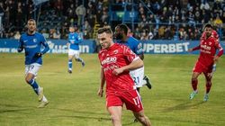 Dennis Politic, vânat de un club din Superligă! Dinamo tot mai aproape de retrogradare