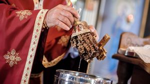 Sfințirea apei la IZvorul Tămăduirii