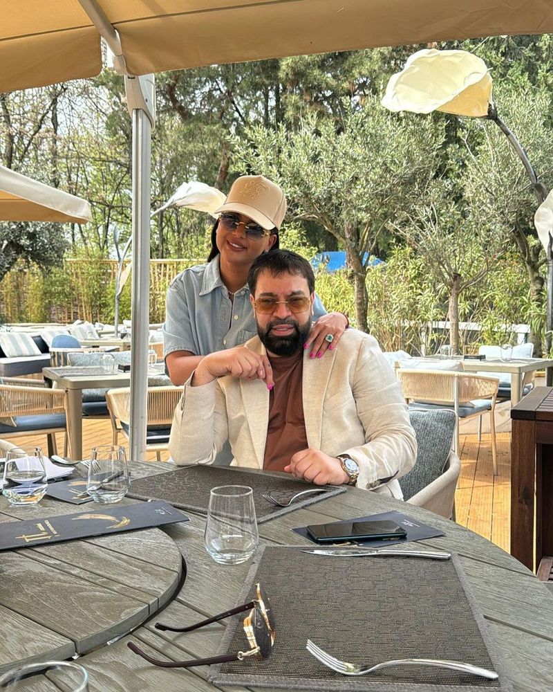Florin Salam și Roxana Dobre la restaunt florin salam sotie