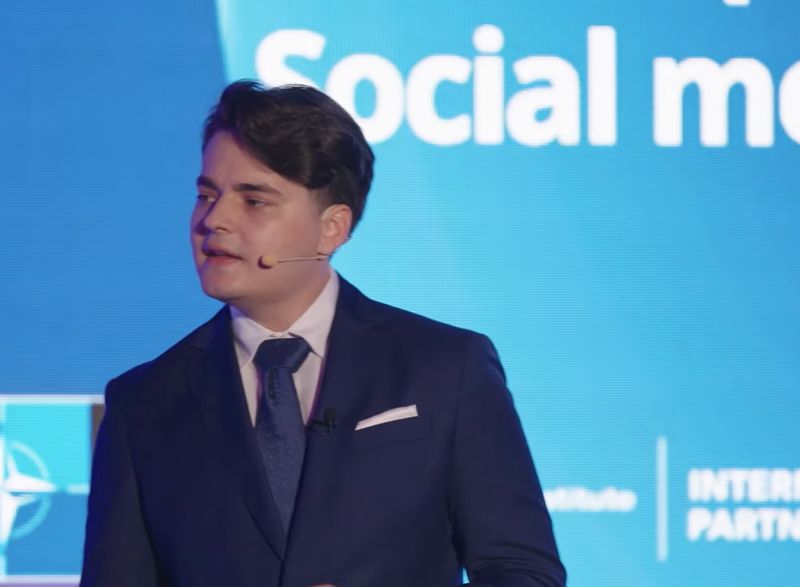 Selly, discurs la Summit-ul Nato