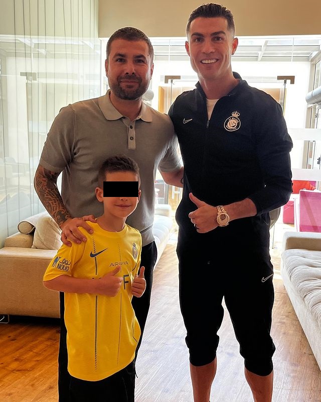 Adrian Mutu și fiul lui, alături de Cristiano Ronaldo