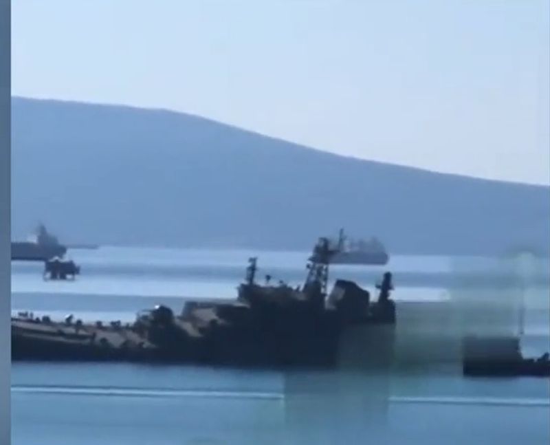 Navă scufundată, Marea Neagră, 3 marinari dați dispăruți