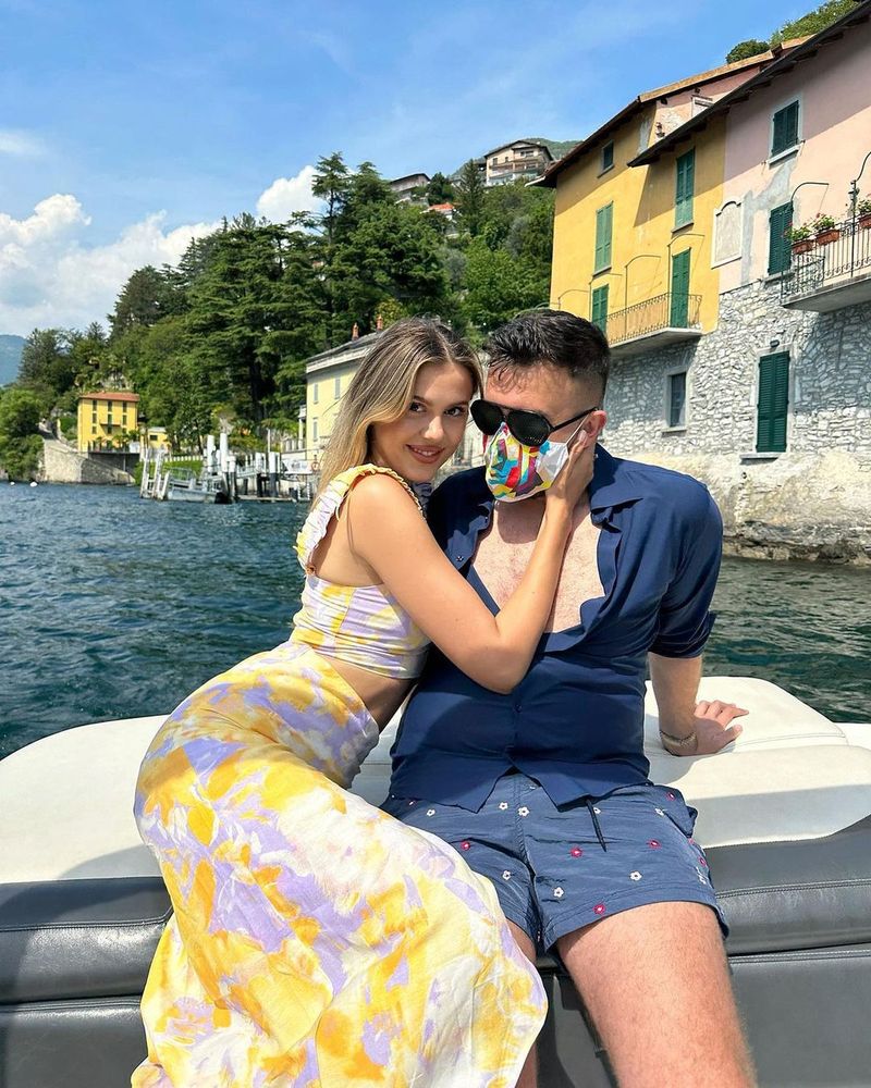 Emily Burghelea și Andrei, la Lacul Como Emily Burghelea și Andrei, la Lacul Como