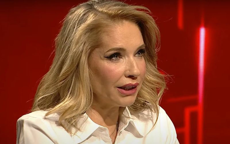 ileana badiu 40 de intrebari