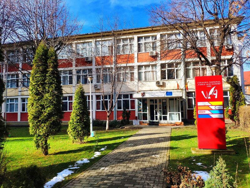 vara, fatada scoala generala, iasi