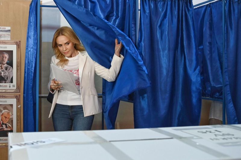 Gabriela Firea a ieșit la vot