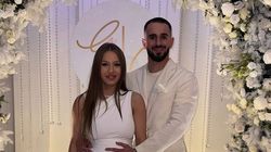 Filmarea cu Larisa de la "Casa Iubirii" și iubitul ei care a ieșit la iveală abia după ce fosta concurentă a confirmat sarcina. De când formează, de fapt, un cuplu? Imaginile vorbesc de la sine