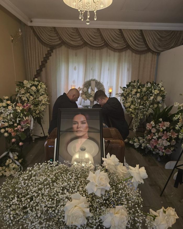 Fiul Ancăi Molnar, distrus de durere după ce cancerul i-a răpit mama ...