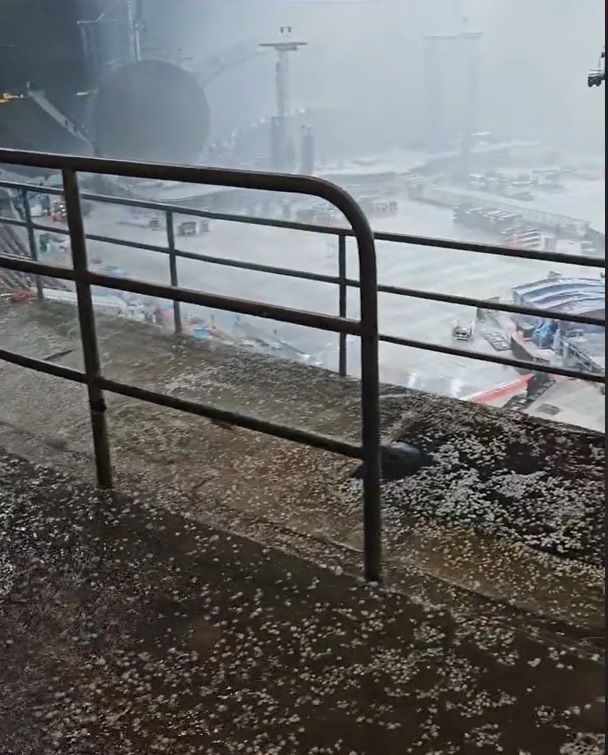 Inundație pe Arena Națională din București