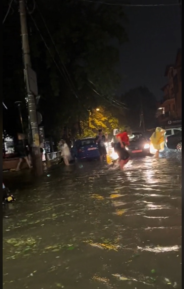 Inundație în București