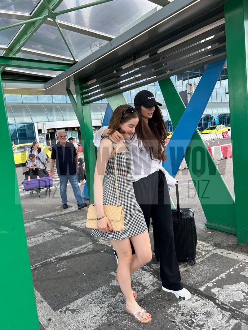 Ramona Gabor și Irina Columbeanu pe aeroportul otopeni