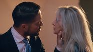 Laura Cosoi și Jorge, sărut în filmul „Retreat Vama Veche”