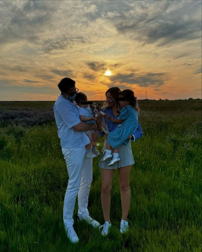 emily burghelea familie 
