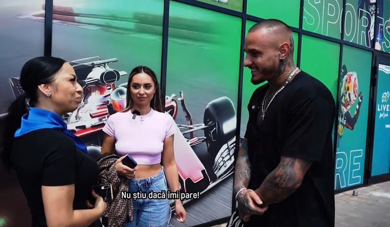 Sebastian, Roberta și mama sa