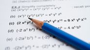 creion, foaie, exercitii la matematica
